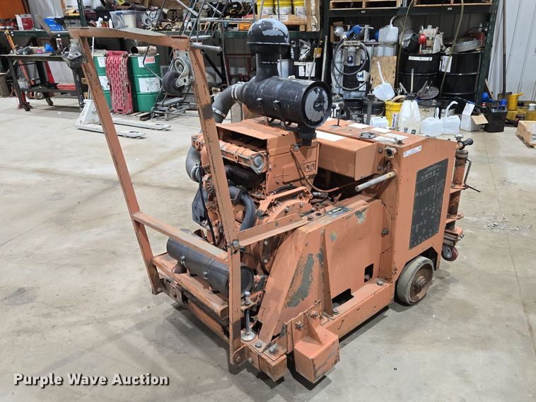 1994 Miller RRR70D concrete saw - EV5742