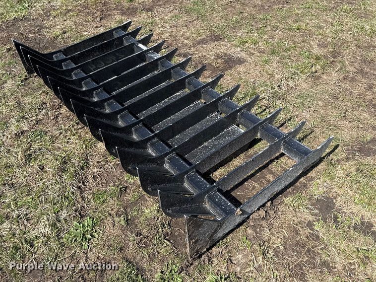 Skid steer root rake - EV7554