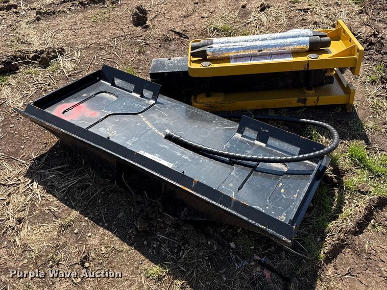 Skid steer breaker - EV7579