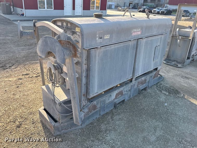 Lincoln SAM-400 welder - EV7610
