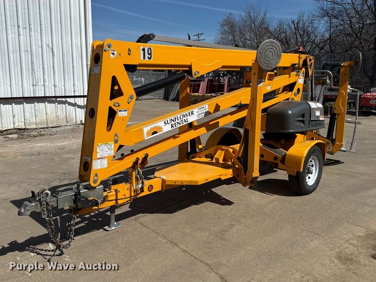 2022 Haulette 4527A boom lift - EV7615