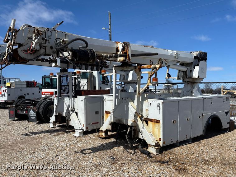 Altec digger derrick bed - FB3251