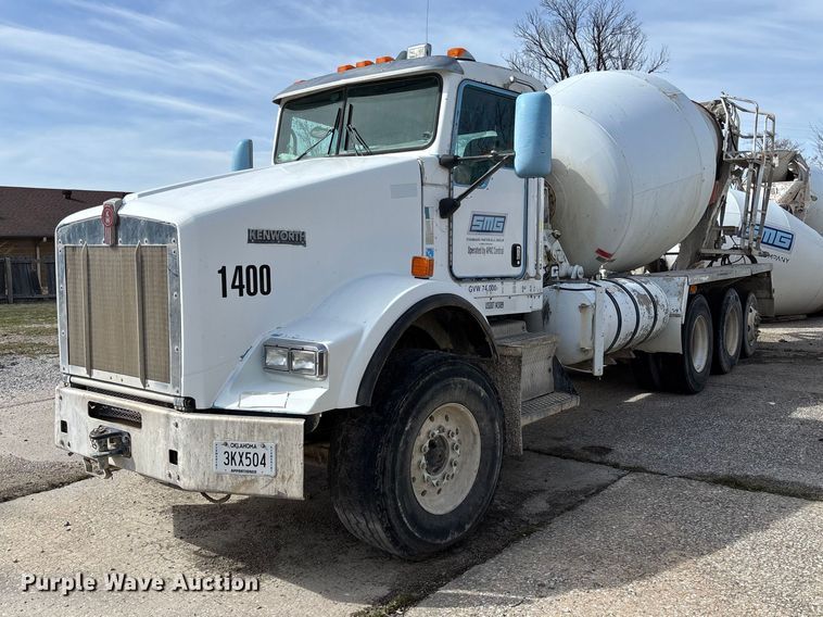 2009 Kenworth T800 ready mix truck - FB3275