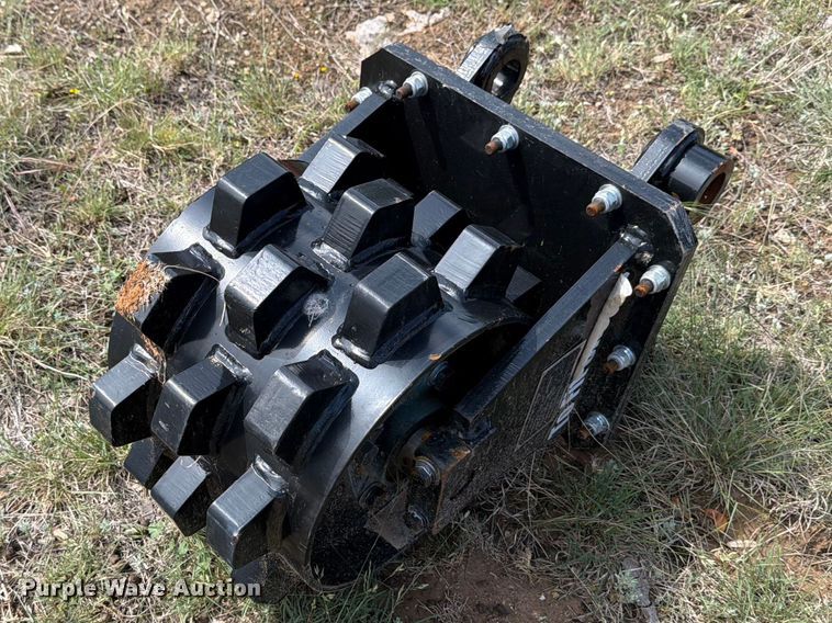 2024 GIYI Cat 307 compaction wheel - FB8100