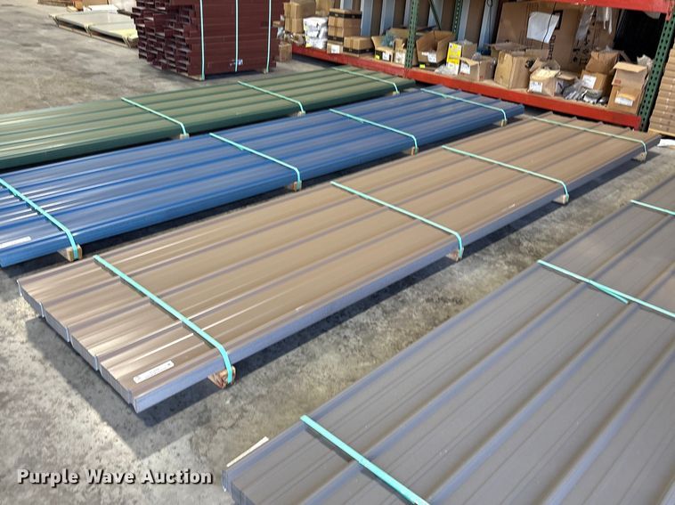 (100) sheets of metal siding/roofing - FC2092