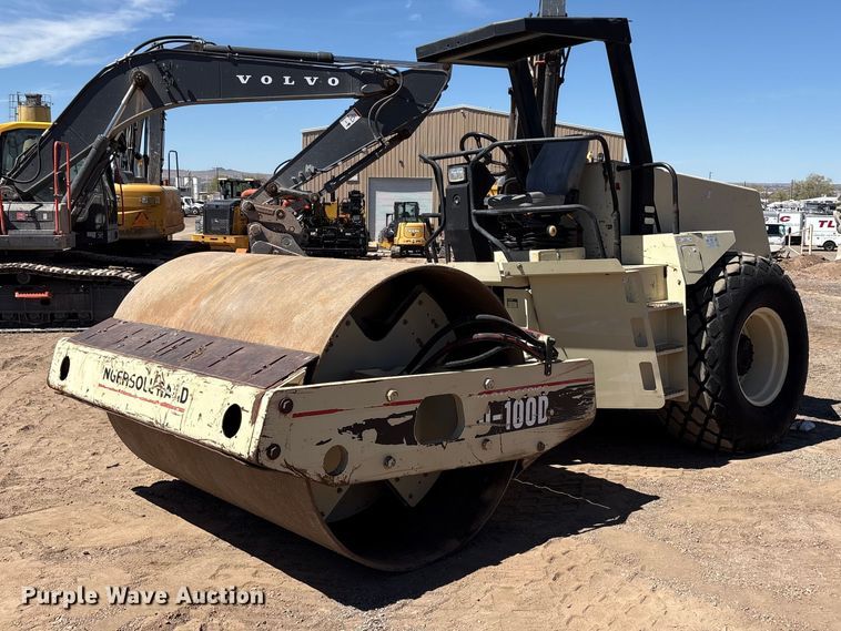 1995 Ingersoll-Rand SD-100D pro pac single drum vibratory roller - FC2148
