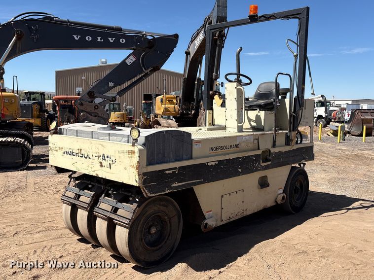 2000 Ingersoll-Rand PT-125R pneumatic roller - FC2150