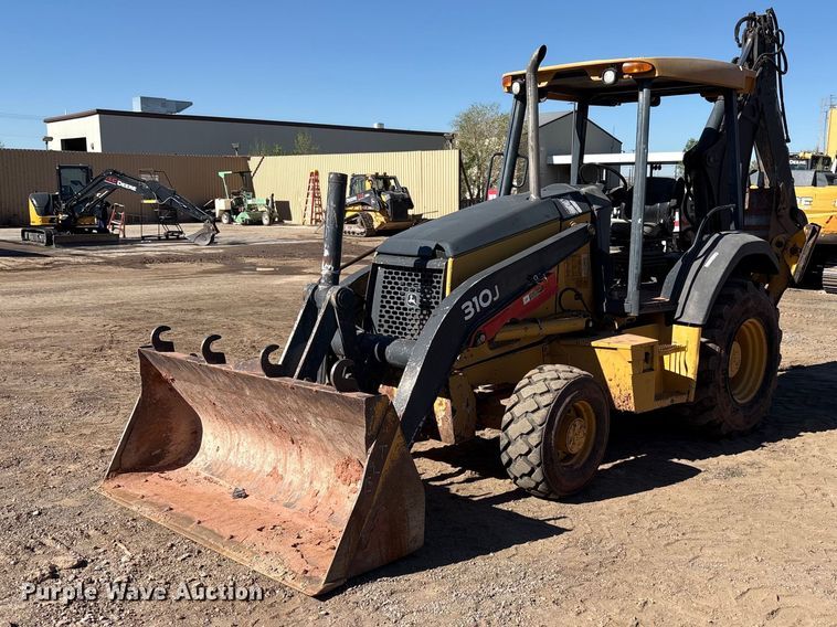 2011 John Deere 310J backhoe - FC2151