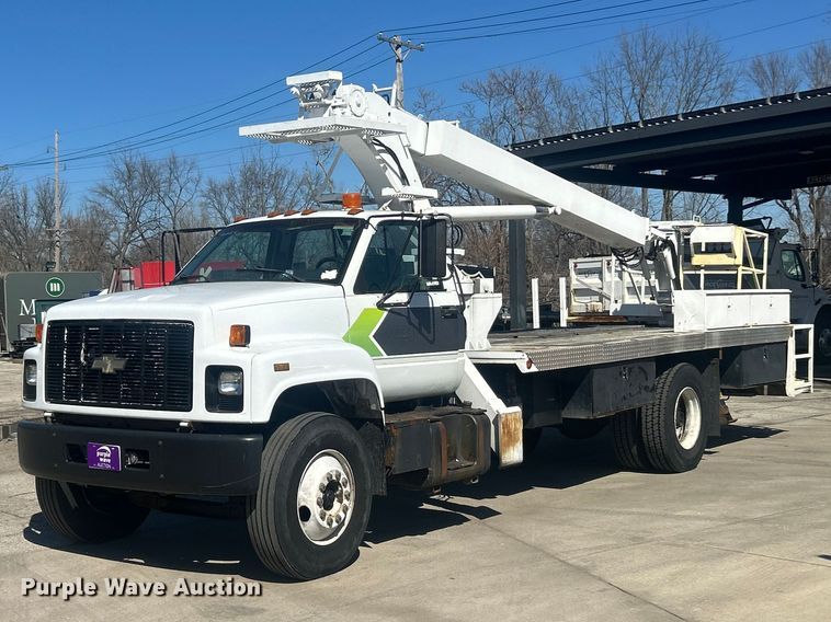 1992 Chevrolet C7 bucket truck - FC5230