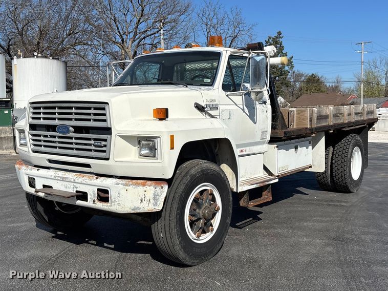1992 Ford F800 dump flatbed truck - FG0214