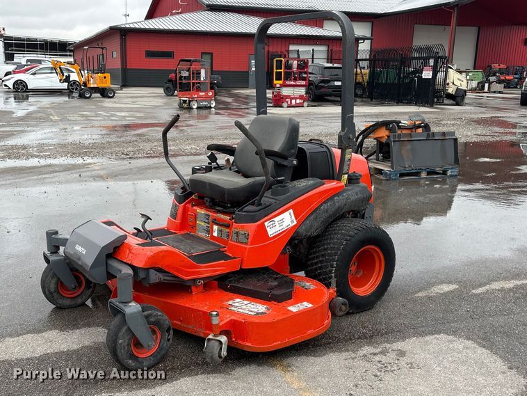 2011 Kubota ZD321 ZTR lawn mower - FG2867