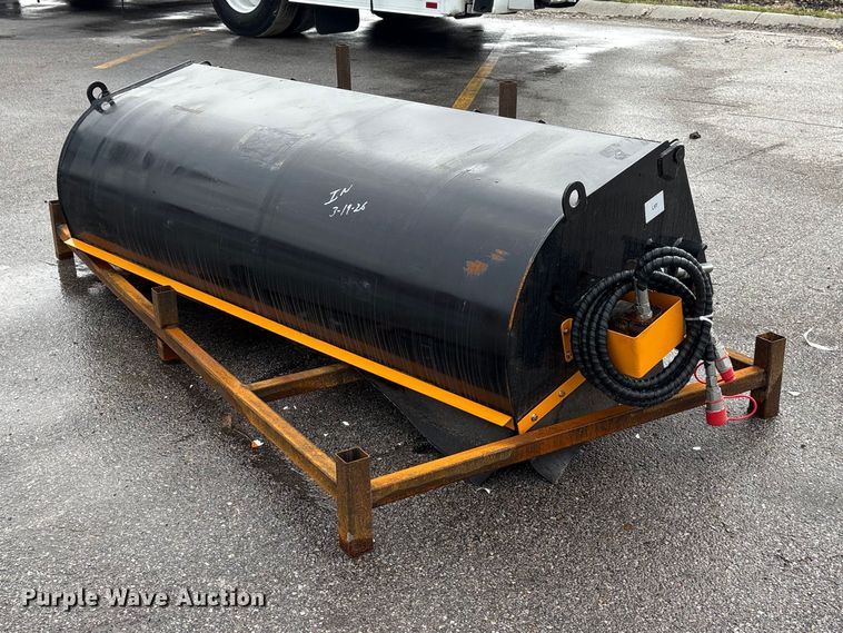 2025 Giyi BS72 skid steer sweeper - FG2868