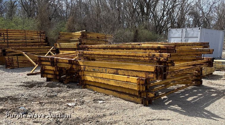 American Royal EFCO  shoring tower - FI0968