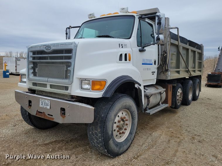 2007 Sterling LT9500 dump truck - NK9936