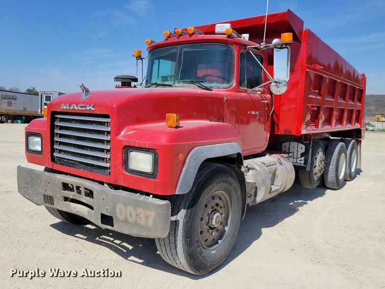 2000 Mack RD688S dump truck - NK9951