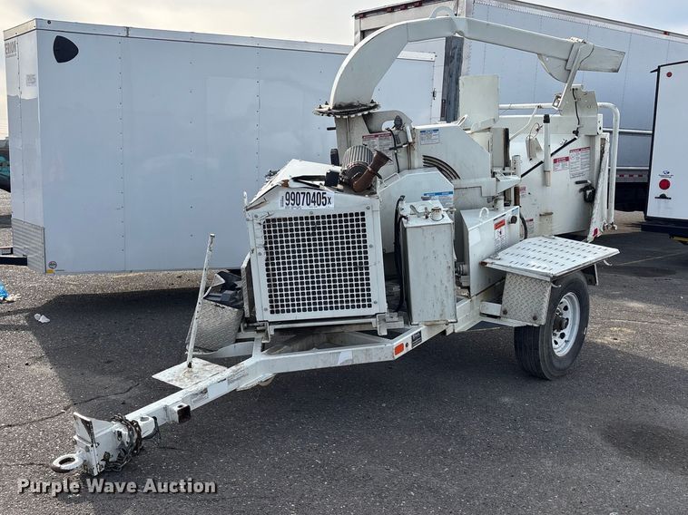 2021 Bandit 200UC wood chipper - YA1904