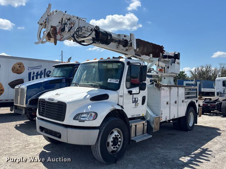 2023 Freightliner Business Class M2 digger derrick truck - YA2937