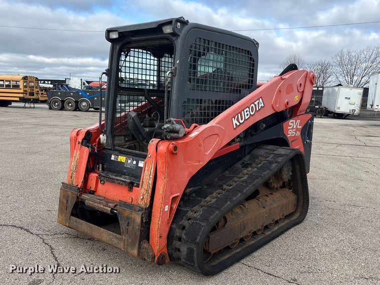 2017 Kubota SVL95-2S tracked skid steer loader - YA2938