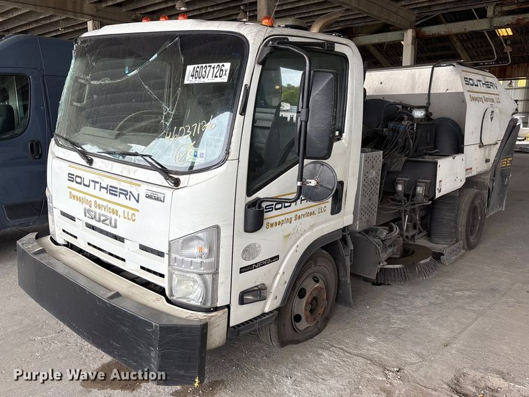 2014 Isuzu NPR street sweeper truck - YA3006