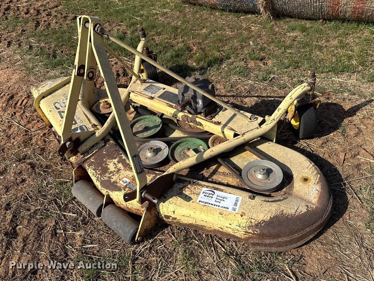 John Deere 272 finish mower - DR1071