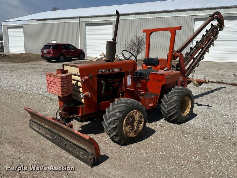 1978 Ditch Witch R40 trencher - DV0871