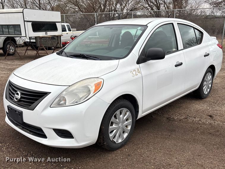 2014 Nissan Versa  - EA4720