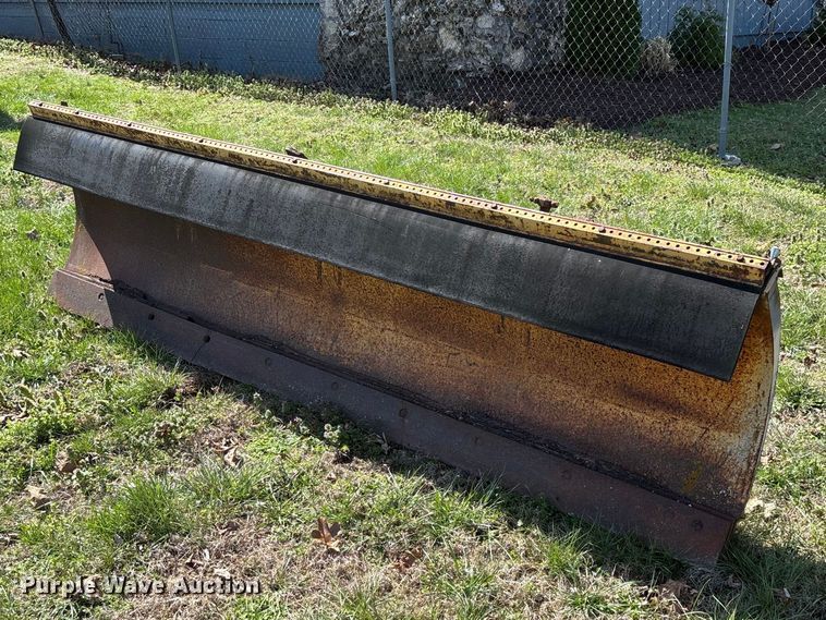 Valk Manufacturing Company RV 101-60 snow plow - EO4072