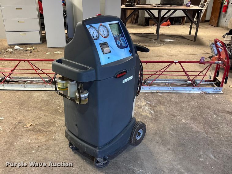 Robinair  34988 AC service machine - EO4129