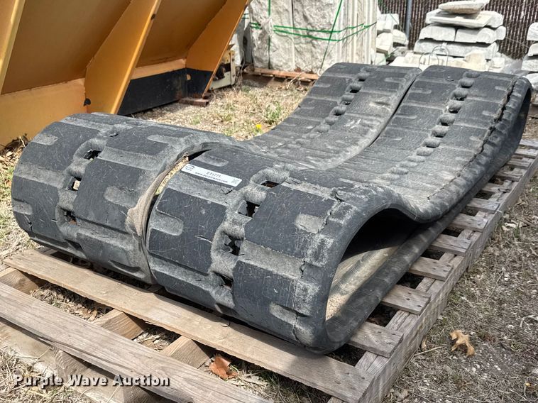 Skid steer tracks - ET1771