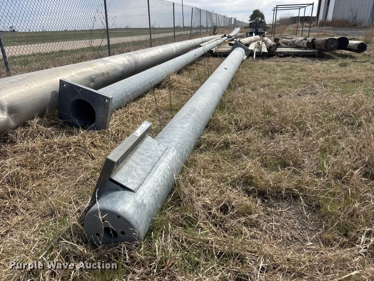 Traffics signal mast arm and pole - ET1786