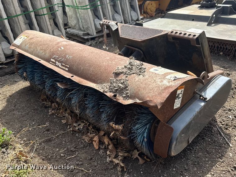 Bobcat skid steer broom - ET1791