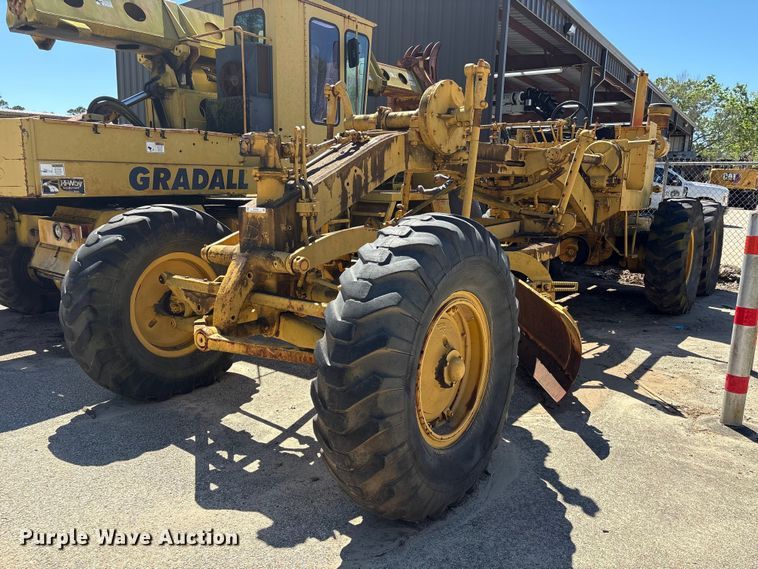 1964 Caterpillar 112F rigid frame motor grader - EU7420