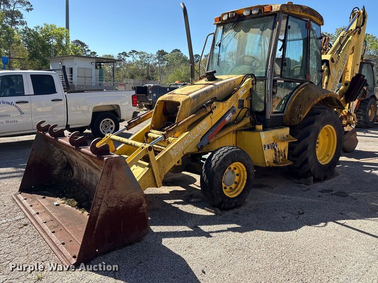 2001 New Holland LB75B backhoe - EU7428