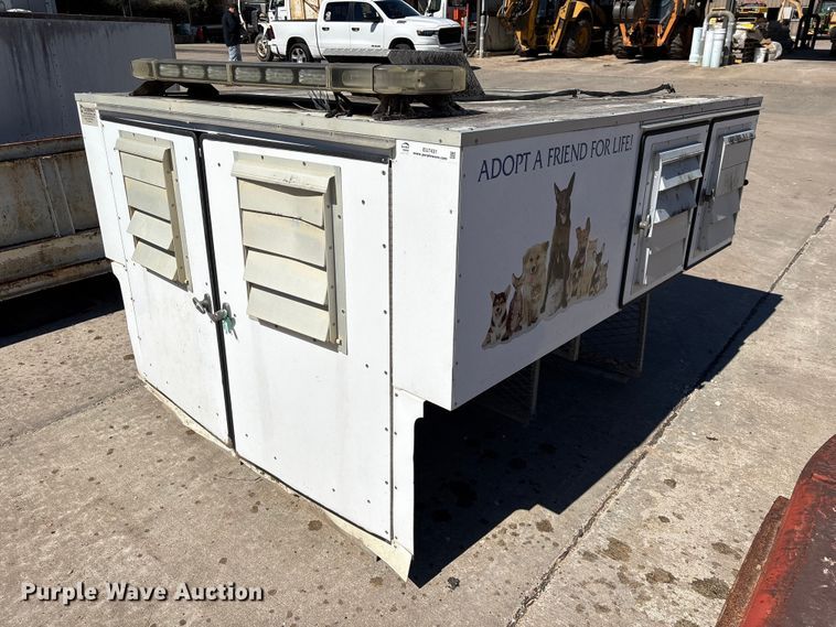 Deerskin Manufacturing animal control pickup truck bed - EU7431