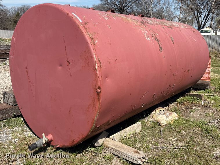 Underground Laboratories Inc. tank - EV2874