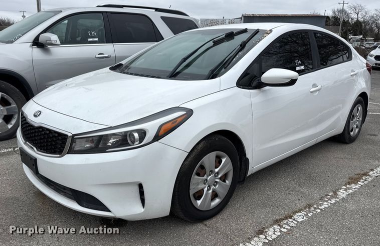 2017 Kia Forte  - FB8577