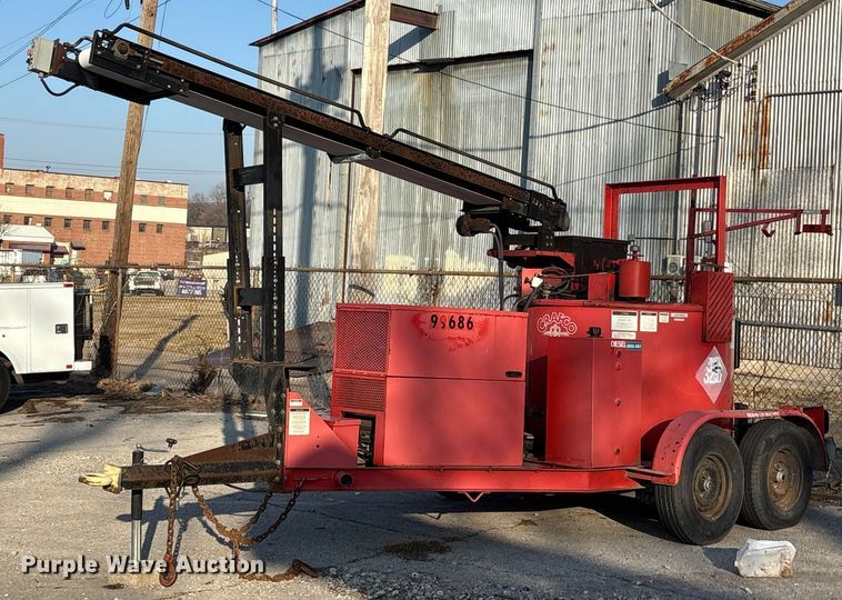 1999 Crafco SS250 melter applicator - FB8612