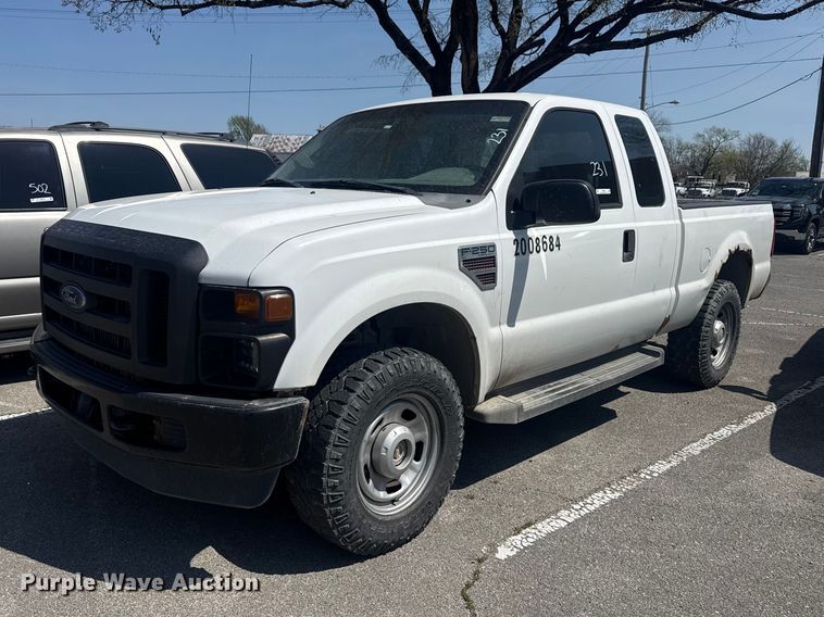 2008 Ford F250 Super Duty Ext. Cab pickup truck - FB8726
