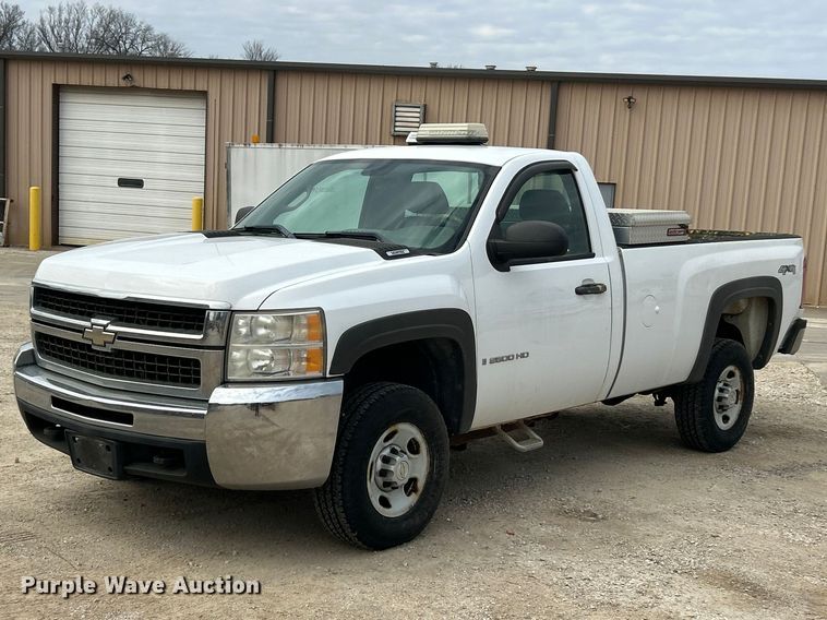 2007 Chevrolet Silverado 2500HD pickup truck - FC5247