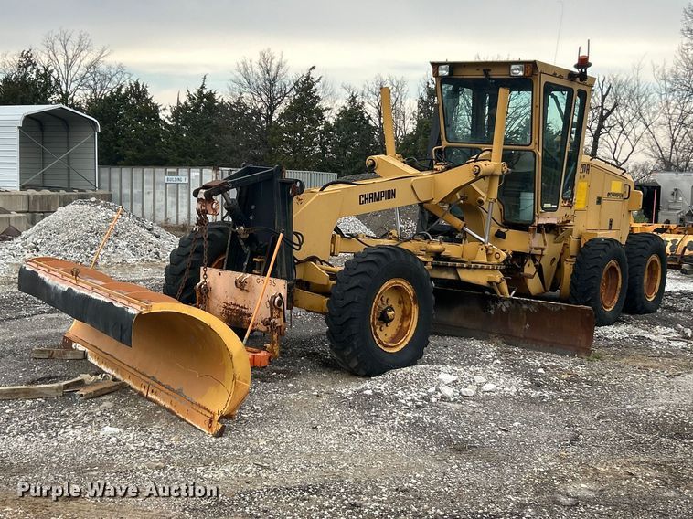1995 Champion 720A motor grader - FC5316