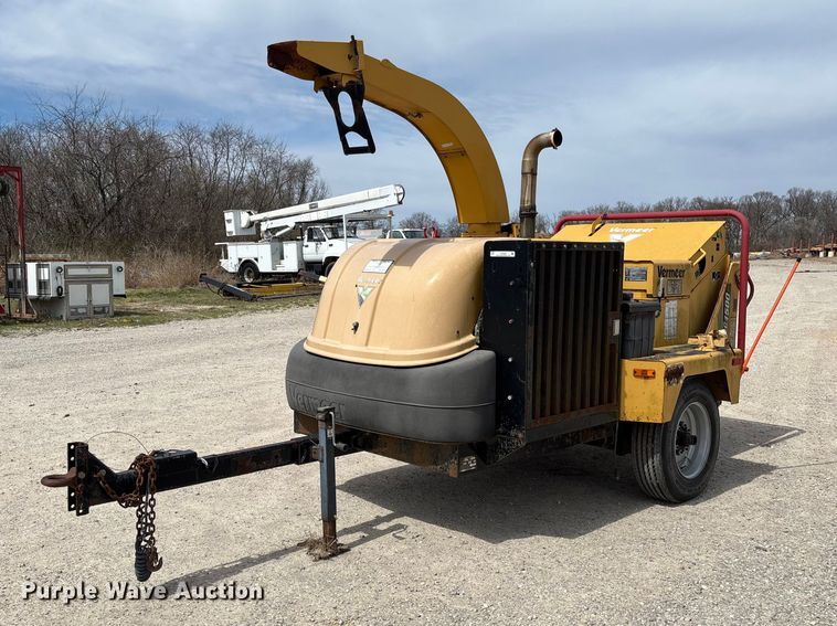2008 Vermeer BC1500 wood chipper - FC5529
