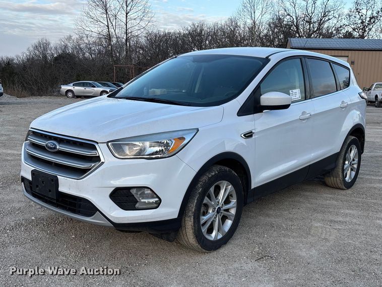2017 Ford Escape SE SUV - FG0172