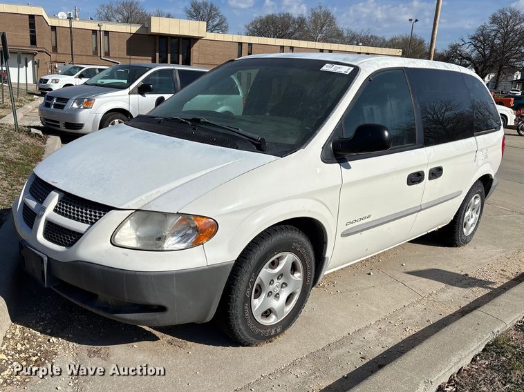 2001 Dodge Caravan van - FI0791