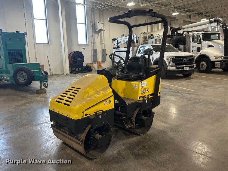 Wacker RD11V double drum vibratory roller - FK0022