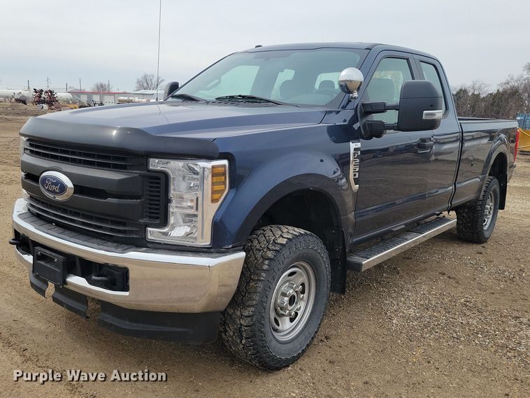 2019 Ford F250 Super Duty Ext. Cab pickup truck - NK9926