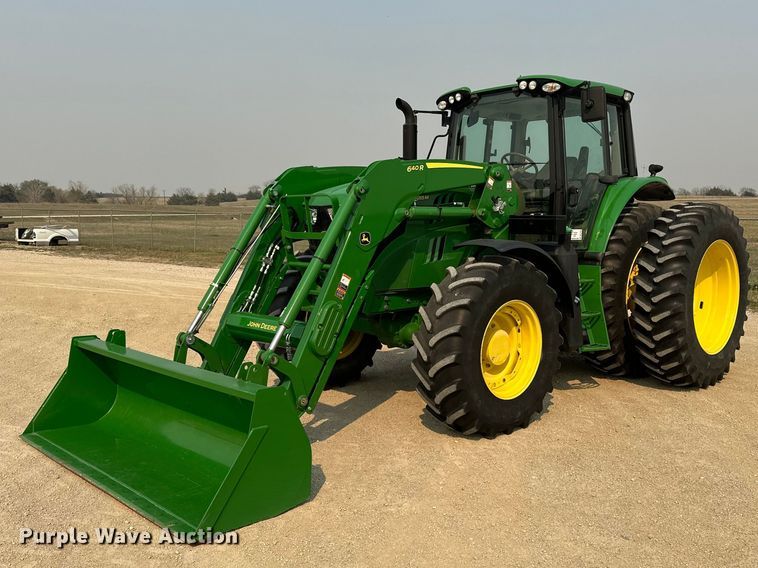 2020 John Deere 6155M MFWD tractor - DQ7757