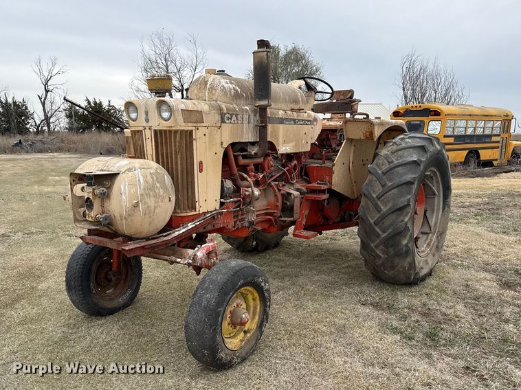 Case tractor - DZ5373