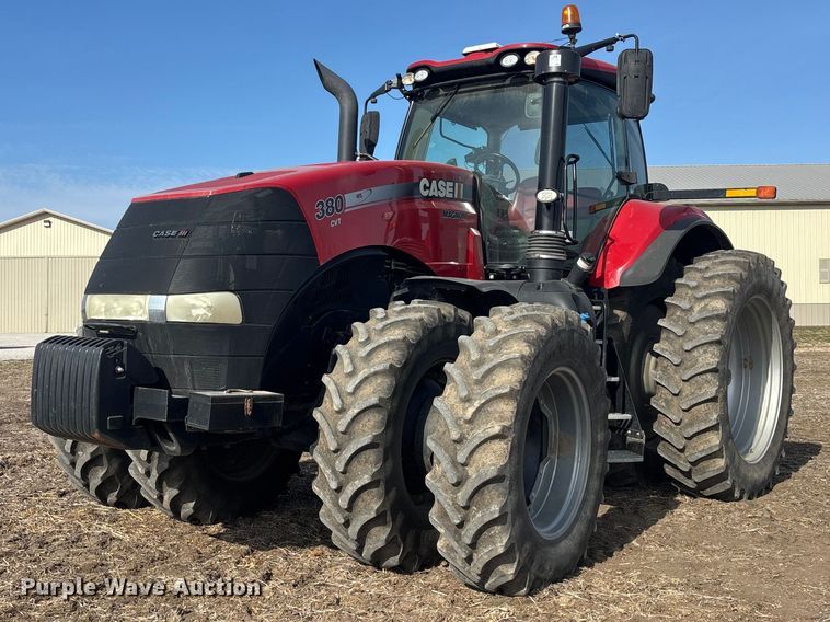 2019 Case IH 380 CVT Magnum MFWD tractor - EA4583
