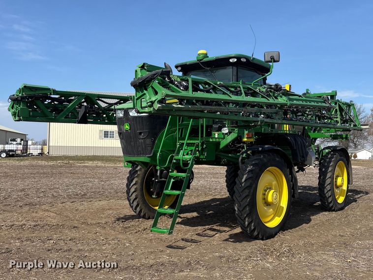 2014 John Deere R4038 sprayer - EA4585