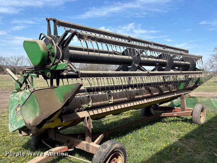 John Deere 920 rigid head - EA4699